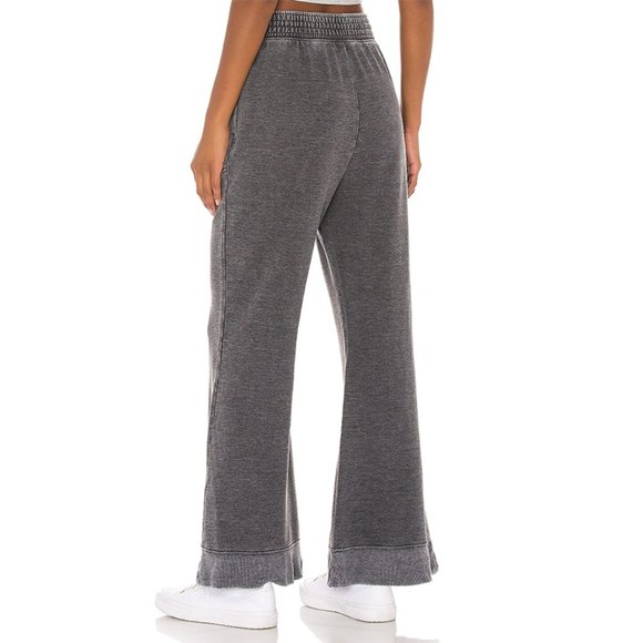 NWT Free People Cozy Cool Girl Lounge Pants Flared Wide Leg Sweatpants Black XS - Picture 2 of 9